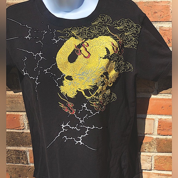 Joye 100% Cotton Gold And Silver dragon TShirt. Designs On Front And Back Size M - Picture 1 of 12
